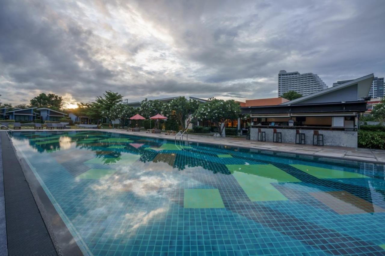 Coral Tree Villa Huahin Cha-Am Bagian luar foto